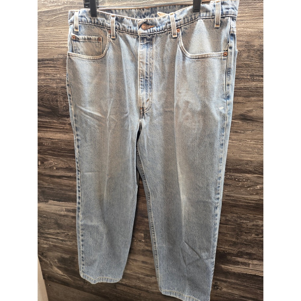 Levis 550 Relaxed Fit Mens Light Wash Denim Jeans 40x26 Hemmed Tapered Leg